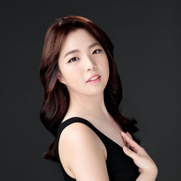 Jooeun K.